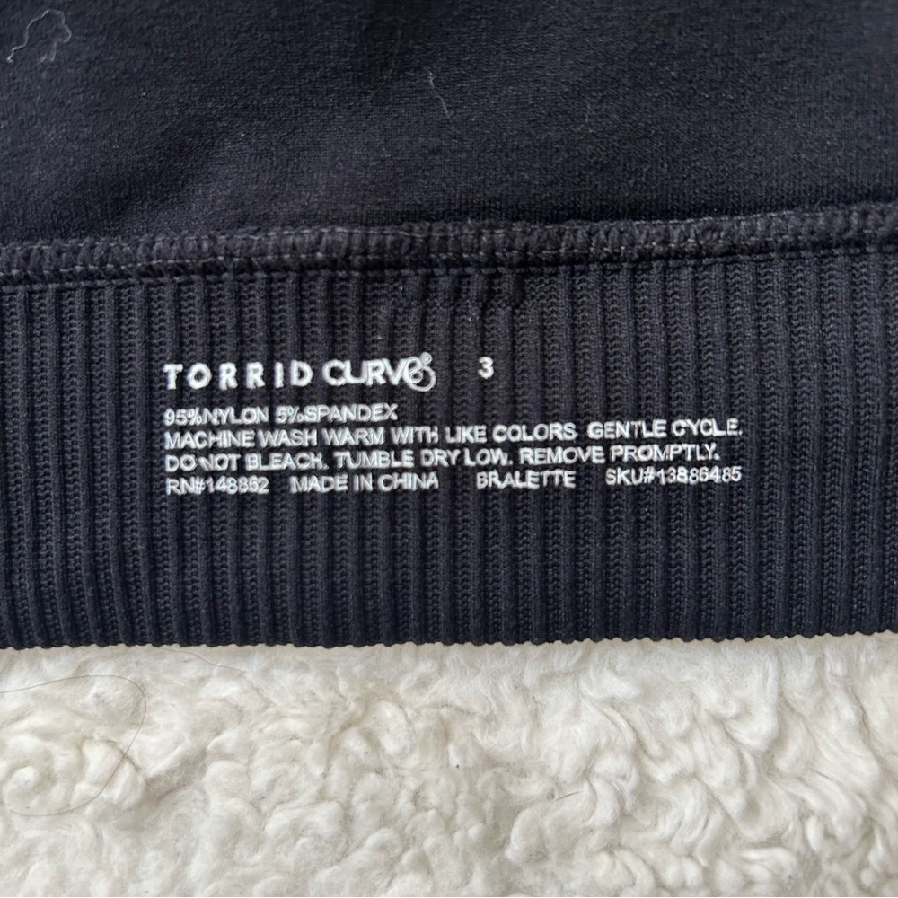 Torrid‎ Seamless Ribbed Bralette - Picture 13 of 14